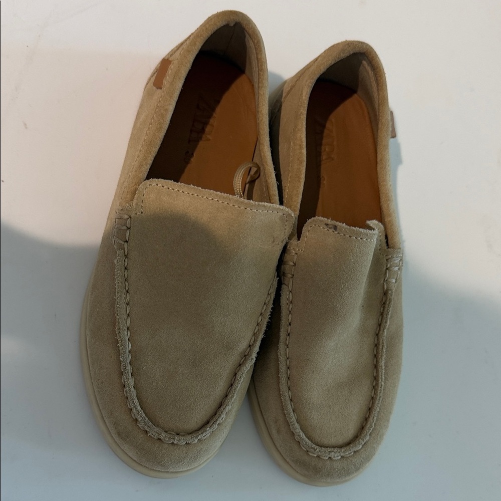 Zara Kids Suede Slip-On Loafers in Beige EUR 30